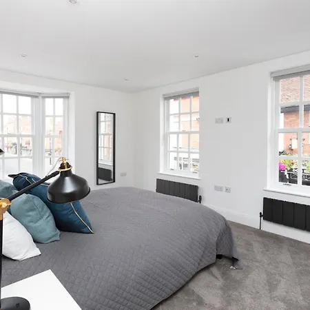 Hampden Apartments - The Louis Eton Buitenkant foto